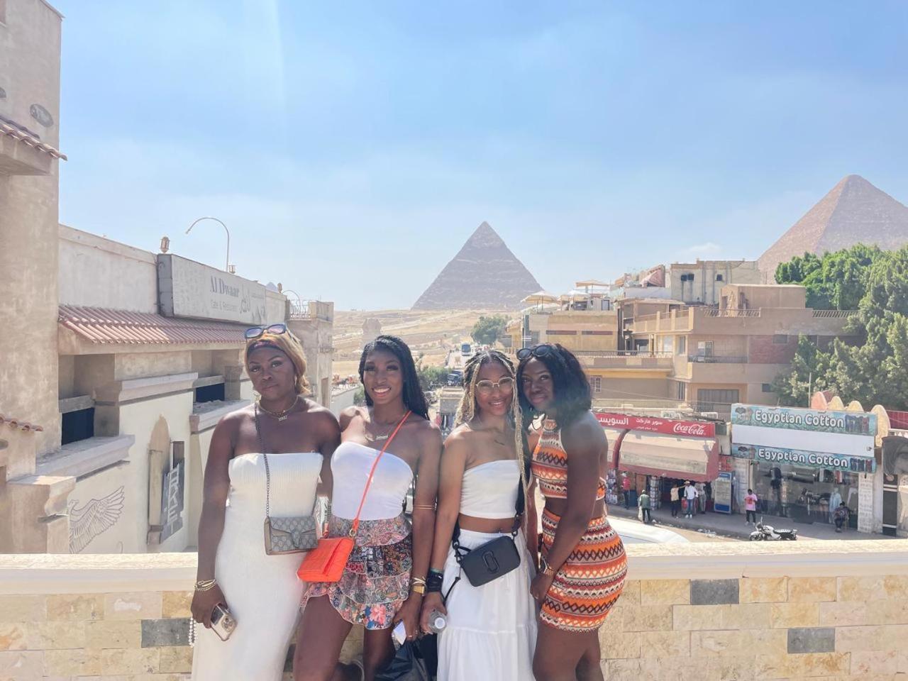 Kafret el-Gabal Sphinx Palace Pyramids View Inn מראה חיצוני תמונה