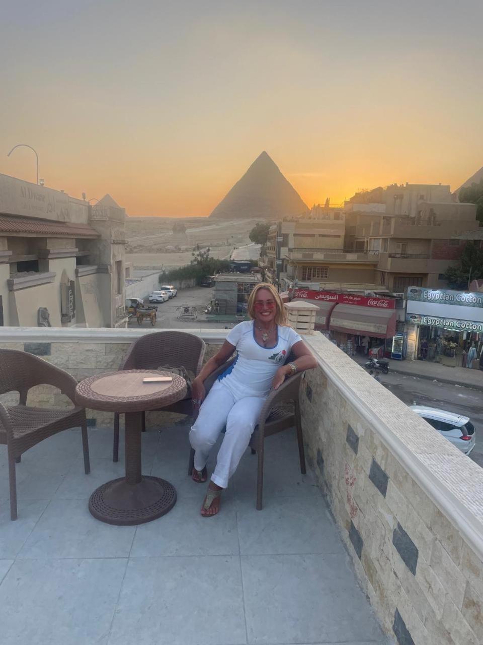 Kafret el-Gabal Sphinx Palace Pyramids View Inn מראה חיצוני תמונה