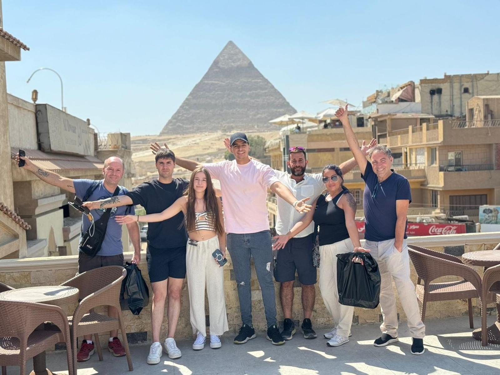 Kafret el-Gabal Sphinx Palace Pyramids View Inn מראה חיצוני תמונה